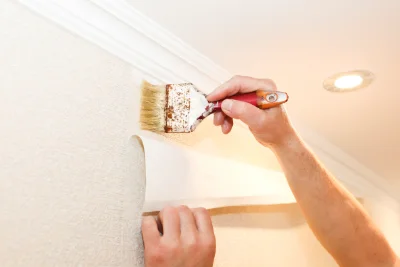 Pose de papier peint à Tréguier — revêtements muraux et toiles de verre